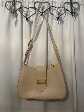 Cream Shoulder Bag with Gold Hardware